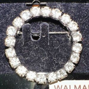 New‎ on Card Vintage Round/Circle Rhinestone Silver Crystal Brooch